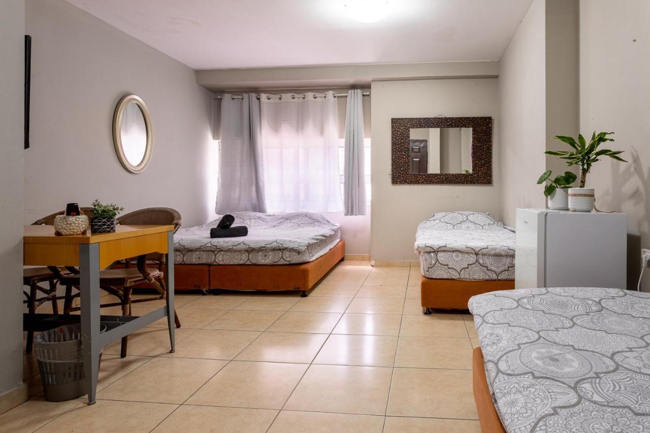 Little Prince Hostel-5 Min Walk To The Beach Ελάτ Εξωτερικό φωτογραφία